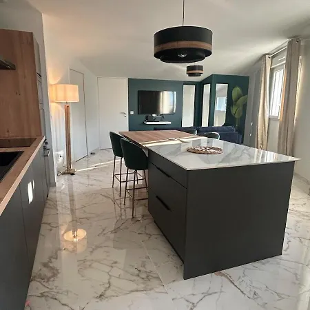 Apartment Prestige Climatise La Rochelle (Charente-Maritime)
