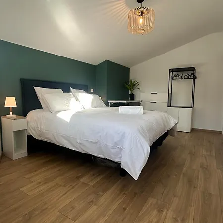 Prestige Climatise * La Rochelle (Charente-Maritime)